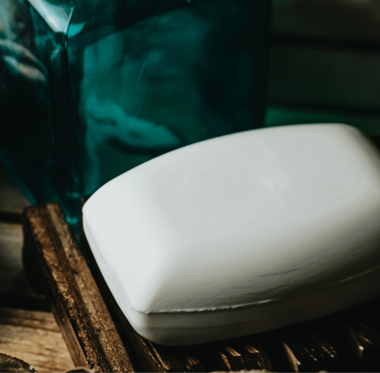 Cleansing coconut bar soap